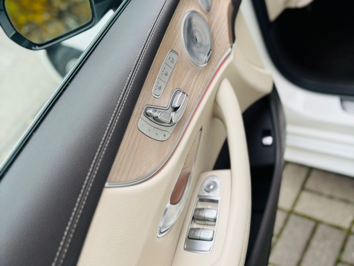 2018 Mercedes-Benz Klasa E 400 4Matic Coupe